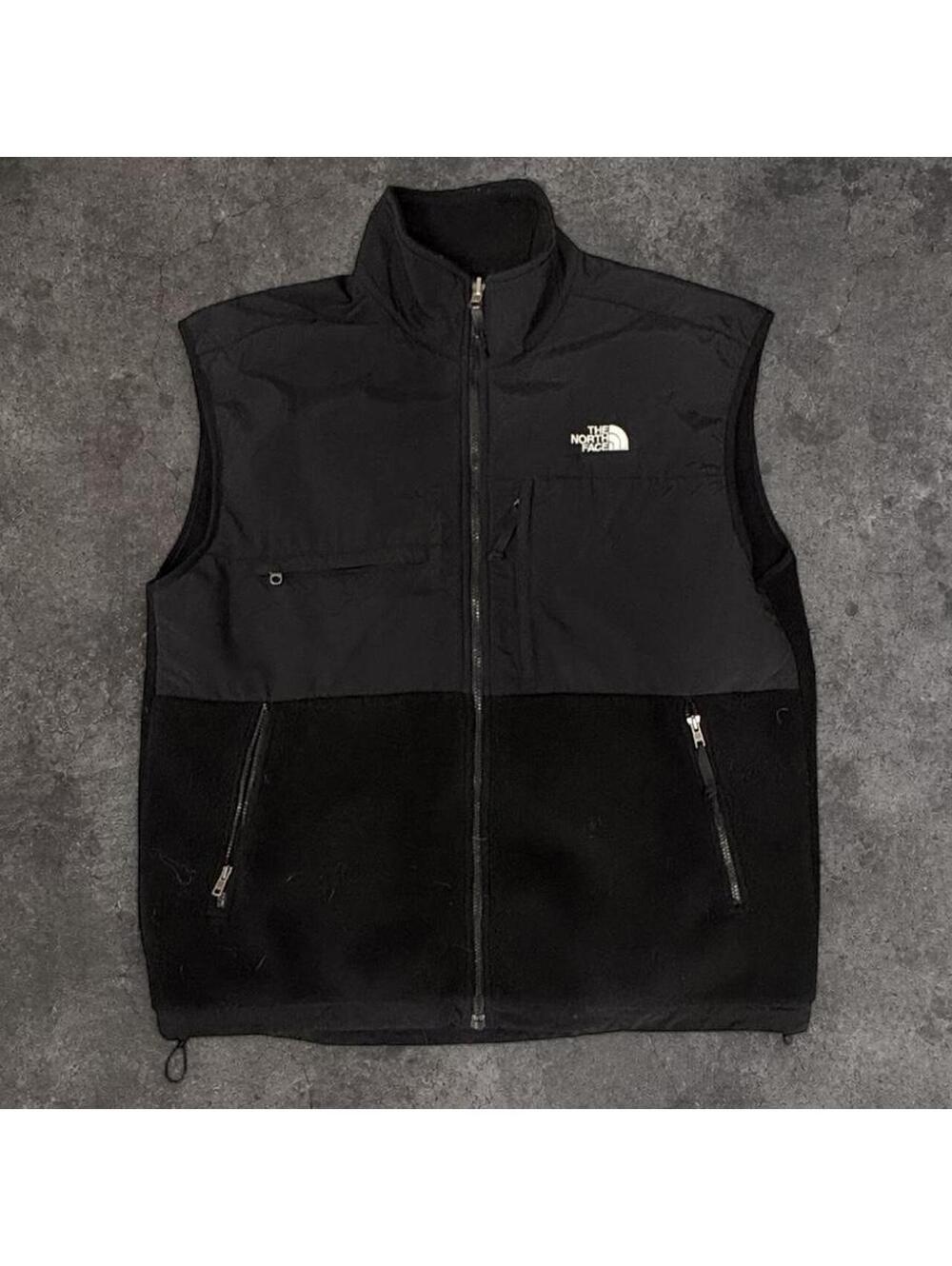 Beautiful The North Face black vest